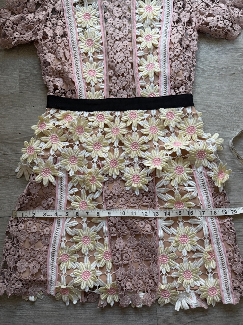 Self-Portrait Dusty Rose Lace Dress with Yellow & Pink Floral Appliqué - Picture 11 of 12
